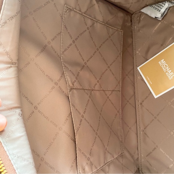 👜 MICHAEL KORS TAN LEATHER LARGE KRIS LUGGAGE TOTE! - Picture 13 of 15